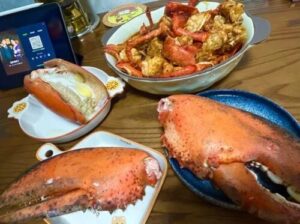 LIMITED EDITION: Giant Deep-Sea Lobster Pincers 🔥 Hurry up! photo review