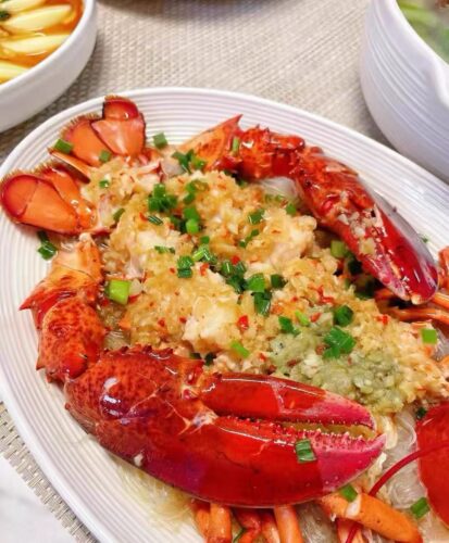 Live Maine Lobster photo review